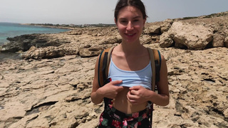 И на пляж сходила, и хуй пососала - шикарный курортный день для русской туристки